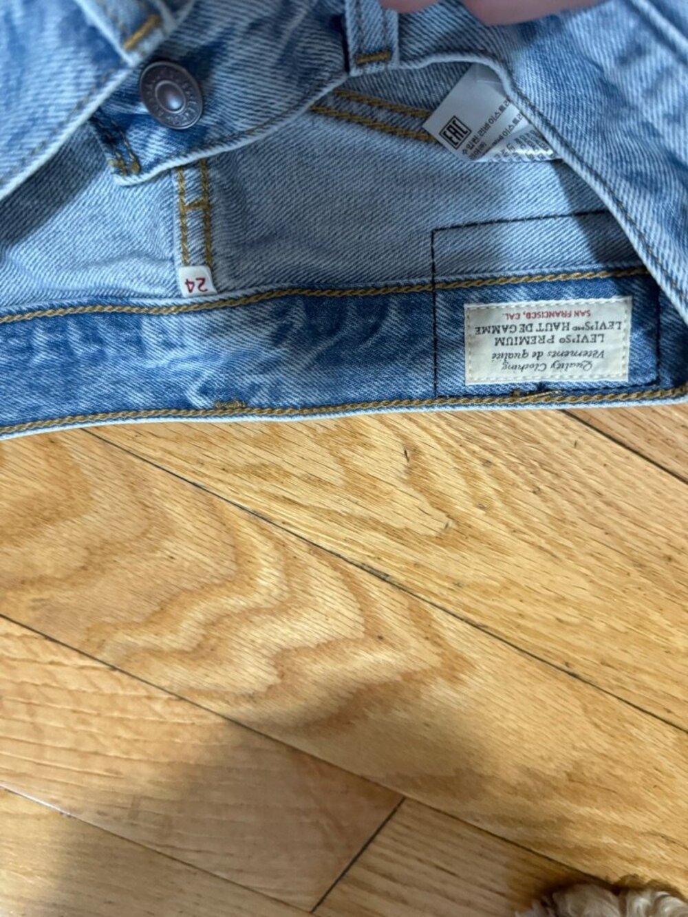 Levi's Baggy Wide Leg Jeans Light Wash High Rise 24 x 30 Size: 24 x 30 (tagged - Picture 4 of 8